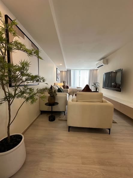 living room of Golden Town Sukhumvit-Bearing Station