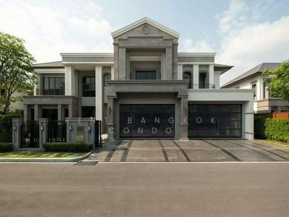 Grand Bangkok Boulevard Sukhumvit – Srinakarin