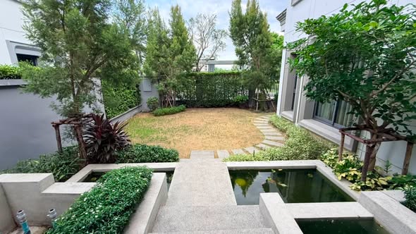 Grand Bangkok Boulevard Sukhumvit – Srinakarin