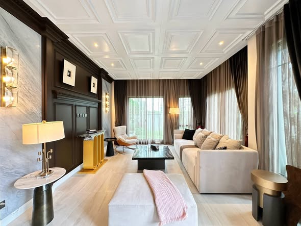 living room and bedroom of Grand Bangkok Boulevard Sukhumvit – Srinakarin
