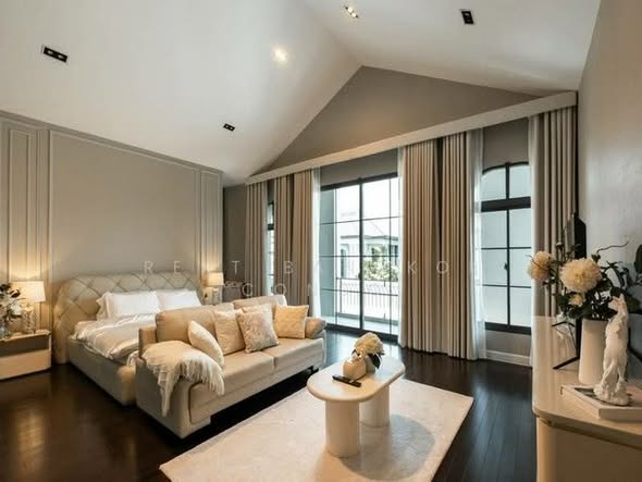 living room and bedroom of Grand Bangkok Boulevard Sukhumvit – Srinakarin