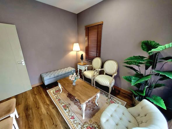 living room of Grand Britania Rama 9 – Krungthepkreetha
