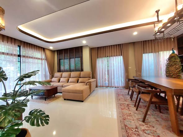 living room of Grand Britania Rama 9 – Krungthepkreetha