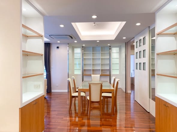 room interior of Grand Langsuan