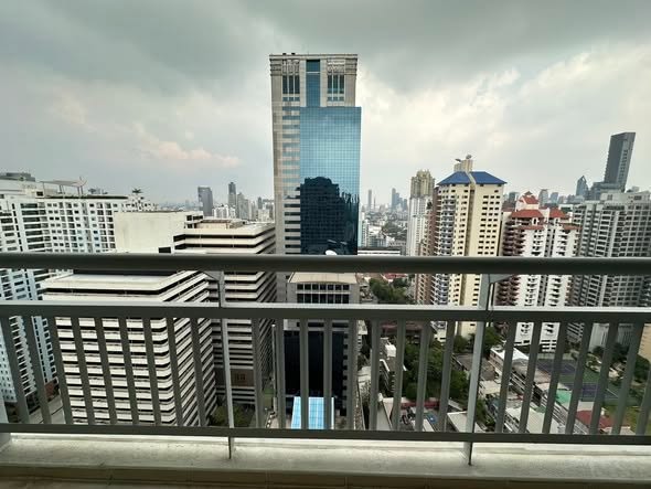 Grand Park View Asok