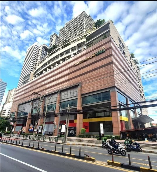 Grand Park View Asok