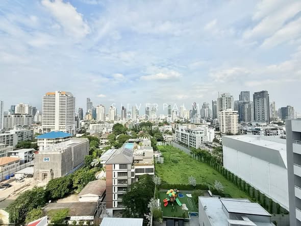 H Sukhumvit 43 Condominium