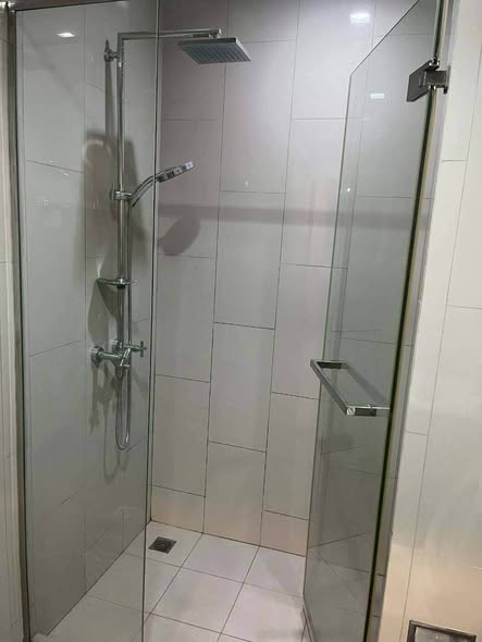 room interior and bathroom of Hasu Haus