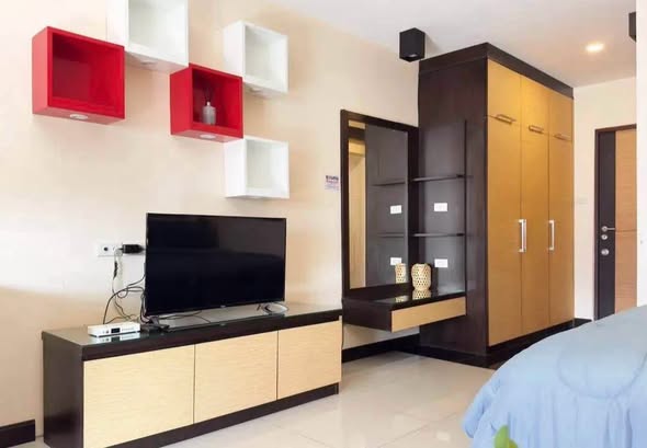 bedroom of Hillside Condo 2