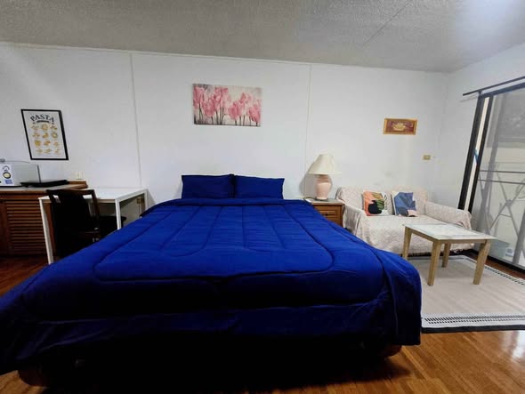 bedroom of Hillside Condo 4