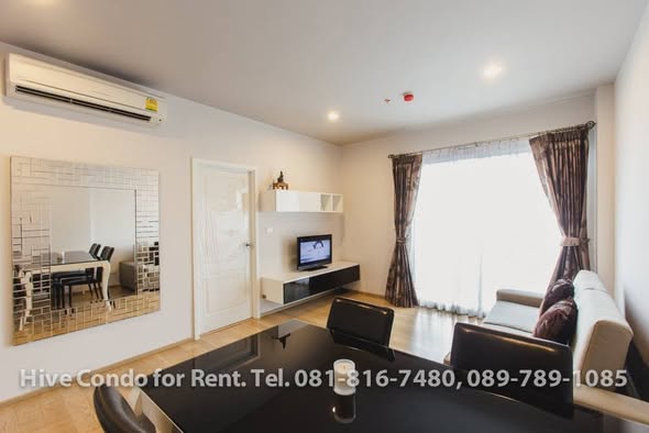 bedroom of Hive Sathorn