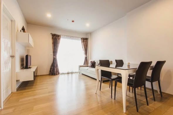 living room of Hive Sathorn