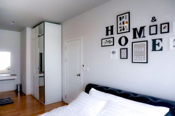 living room and bedroom of Hive Sathorn