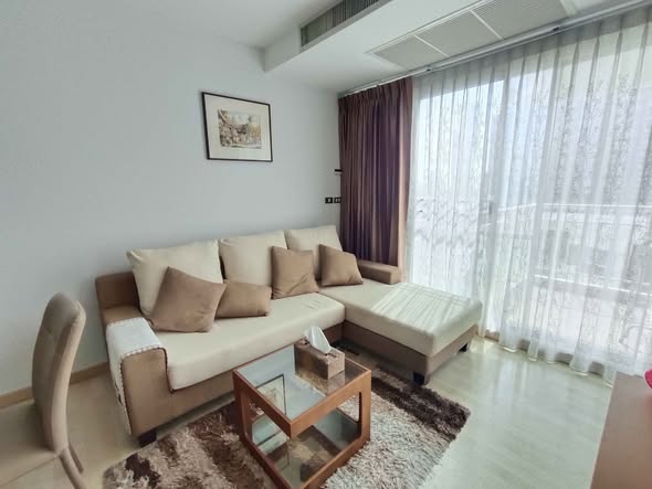 bedroom and living room of HYDE Heritage Thonglor, Sukhumvit 59 main road