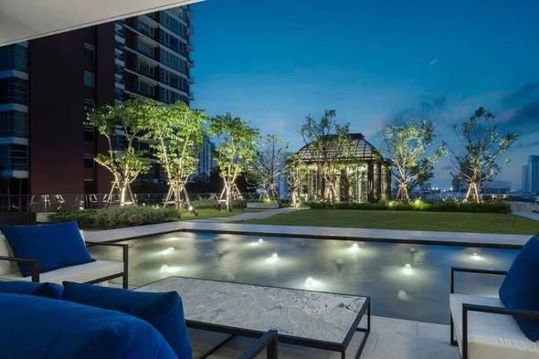 HYDE Heritage Thonglor, Sukhumvit 59 main road