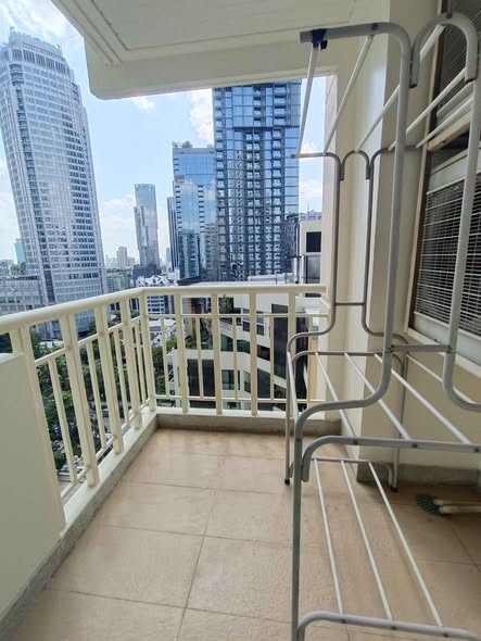 HYDE Heritage Thonglor, Sukhumvit 59 main road