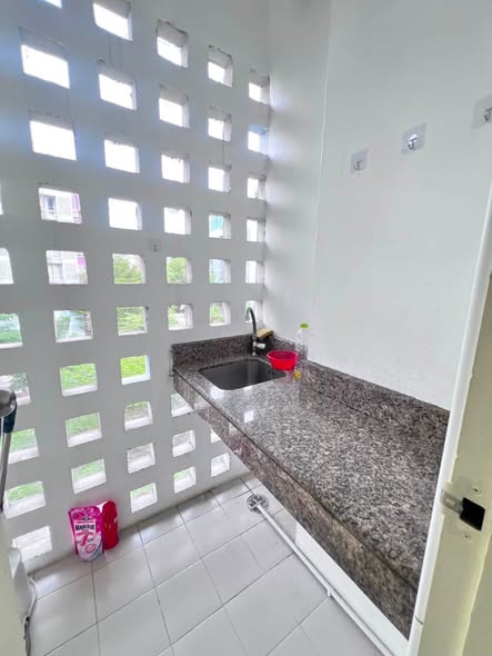 bathroom of i-House Laguna Garden RCA – Building A (Blue)
