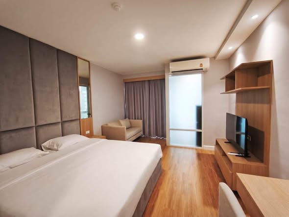 bedroom of i-House Laguna Garden RCA – Building A (Blue)