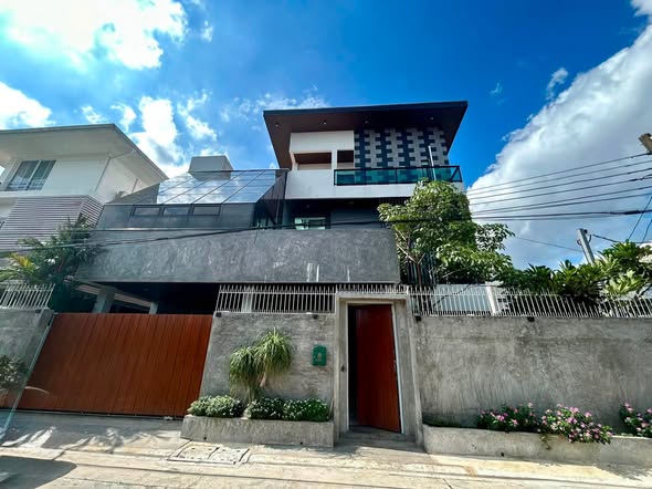 I-NINE Pool Villa