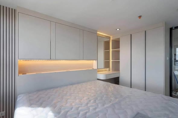 bedroom of Ideo Charan 70 – Riverview