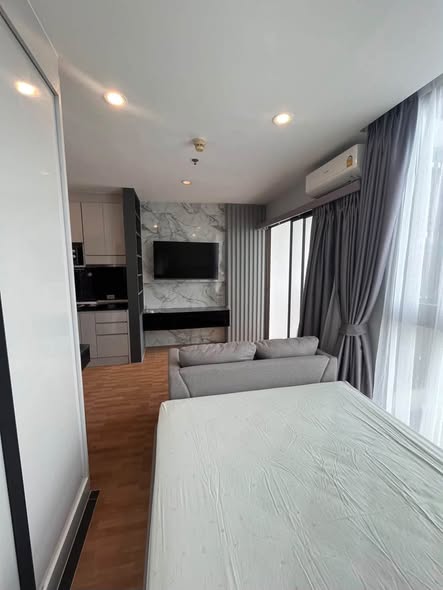 bedroom of Ideo Mix Sukhumvit 103