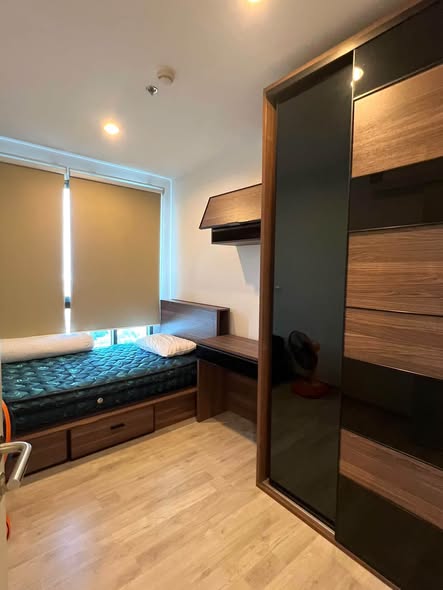 bedroom and room interior of Ideo Mobi Charan Interchange Condominium
