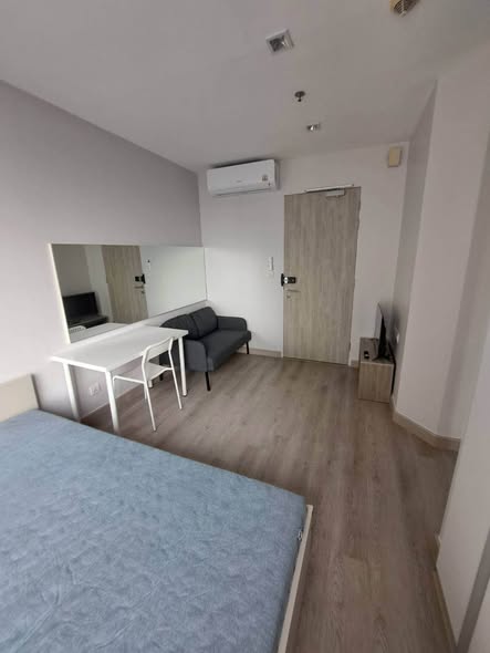 bedroom of Ideo Mobi Rama 9