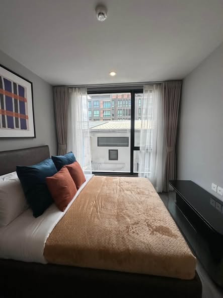 bedroom of Ideo Mobi Sukhumvit 40