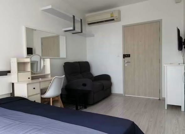 bedroom of Ideo Mobi Sukhumvit Eastgate