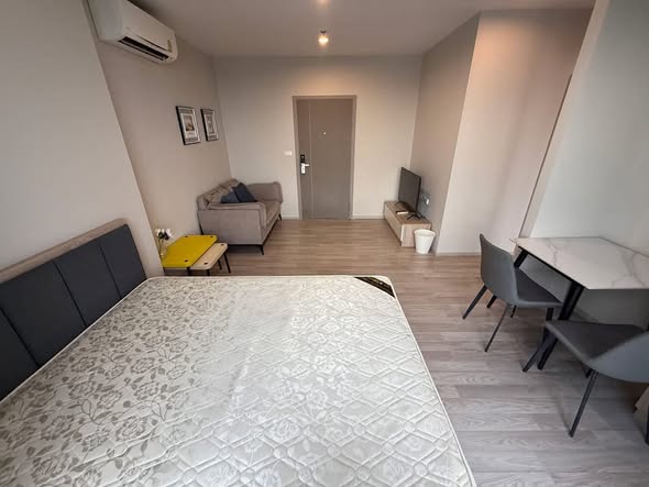 bedroom of Ideo Mobi Sukhumvit Eastpoint