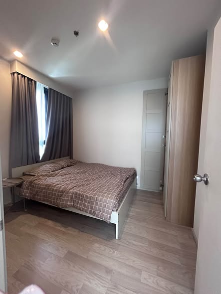 bedroom of Ideo Mobi Sukhumvit Eastpoint