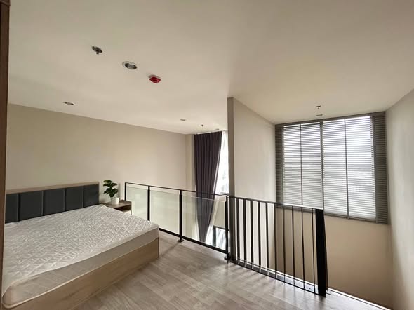 bedroom and room interior of Ideo Mobi Sukhumvit Eastpoint