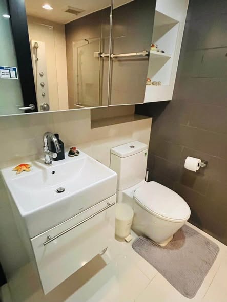 bathroom of Ideo Morph 38