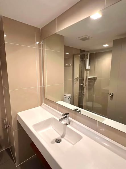 bathroom of Ideo New Rama 9