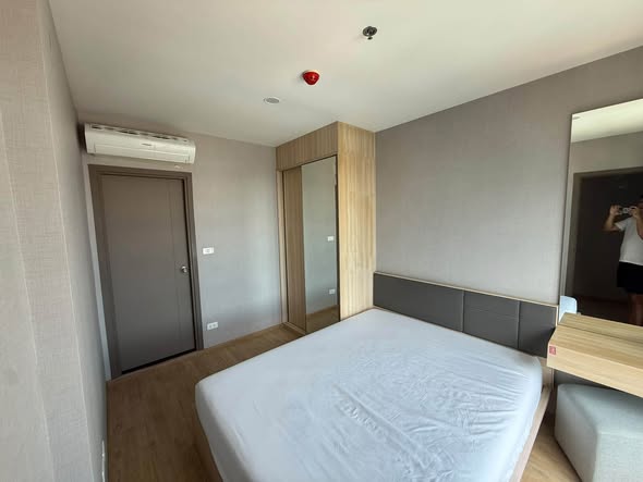 bedroom of Ideo O2 – Building A
