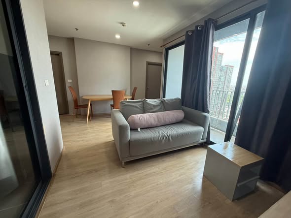 bedroom and room interior of Ideo O2 – Building A