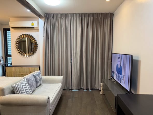 living room and room interior of Ideo Q Ratchathewi