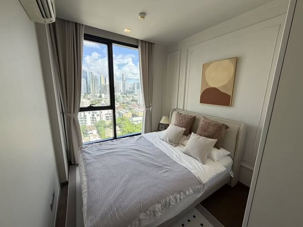 bedroom of Ideo Q Sukhumvit 36