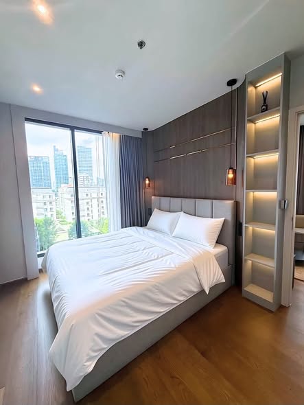 bedroom and room interior of Ideo Q Sukhumvit 36