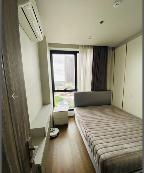 bedroom and room interior of Ideo Q Sukhumvit 36