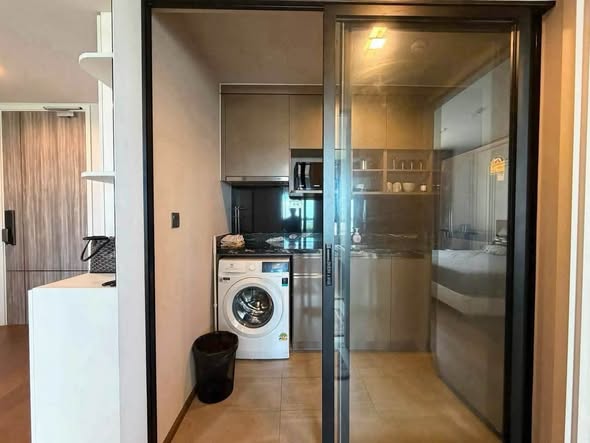 bedroom and room interior of Ideo Q Sukhumvit 36