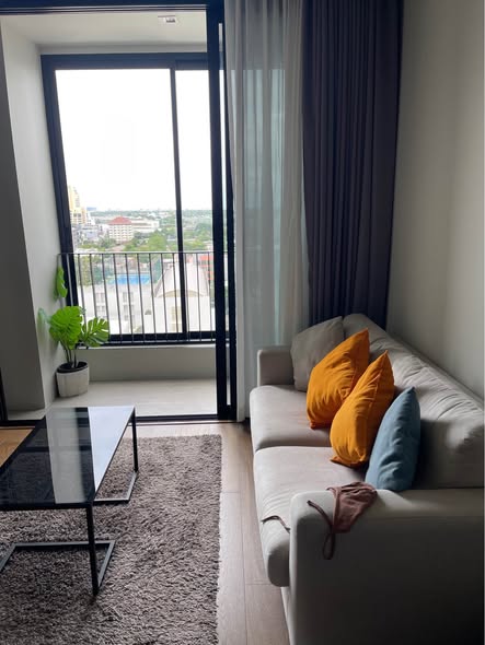 living room and bedroom of Ideo Q Sukhumvit 36