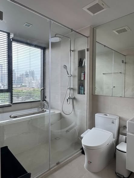 room interior of Ideo Q Sukhumvit 36