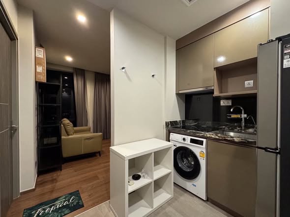 bedroom of Ideo Q Victory