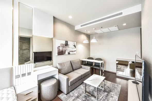 bedroom and living room of Ideo Q Victory