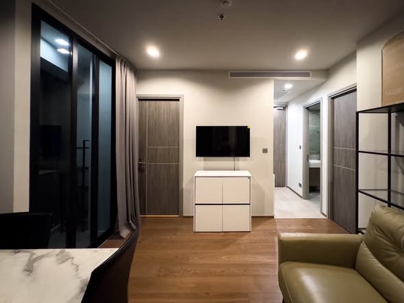 living room and room interior of Ideo Q Victory