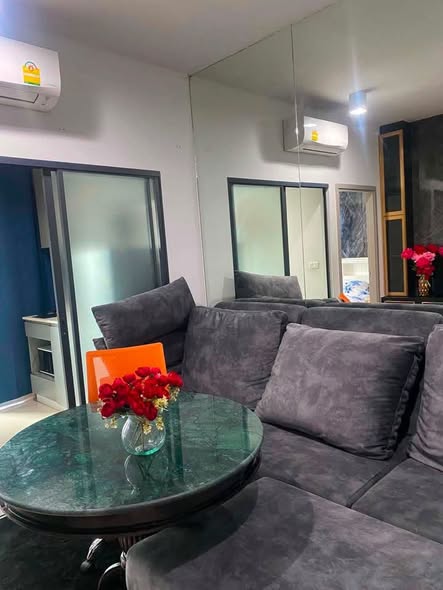 living room of IDEO Rama9 – Asoke