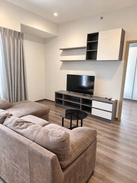 living room and room interior of IDEO Rama9 – Asoke