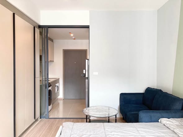living room and room interior of IDEO Rama9 – Asoke