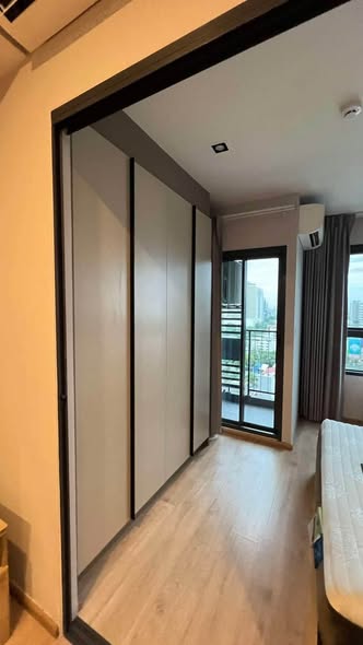 room interior of IDEO Rama9 – Asoke